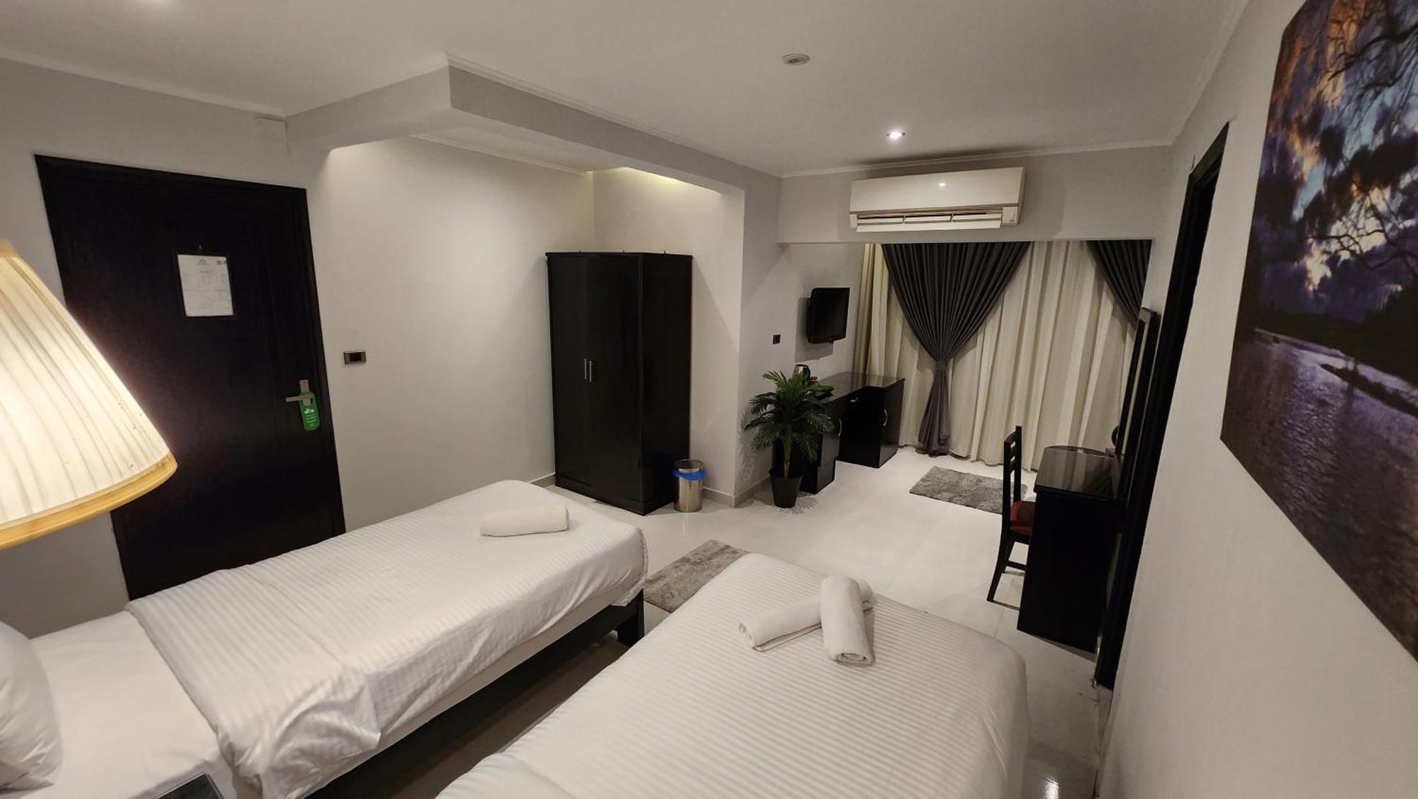 Helio Cairo Hotel Bagian luar foto