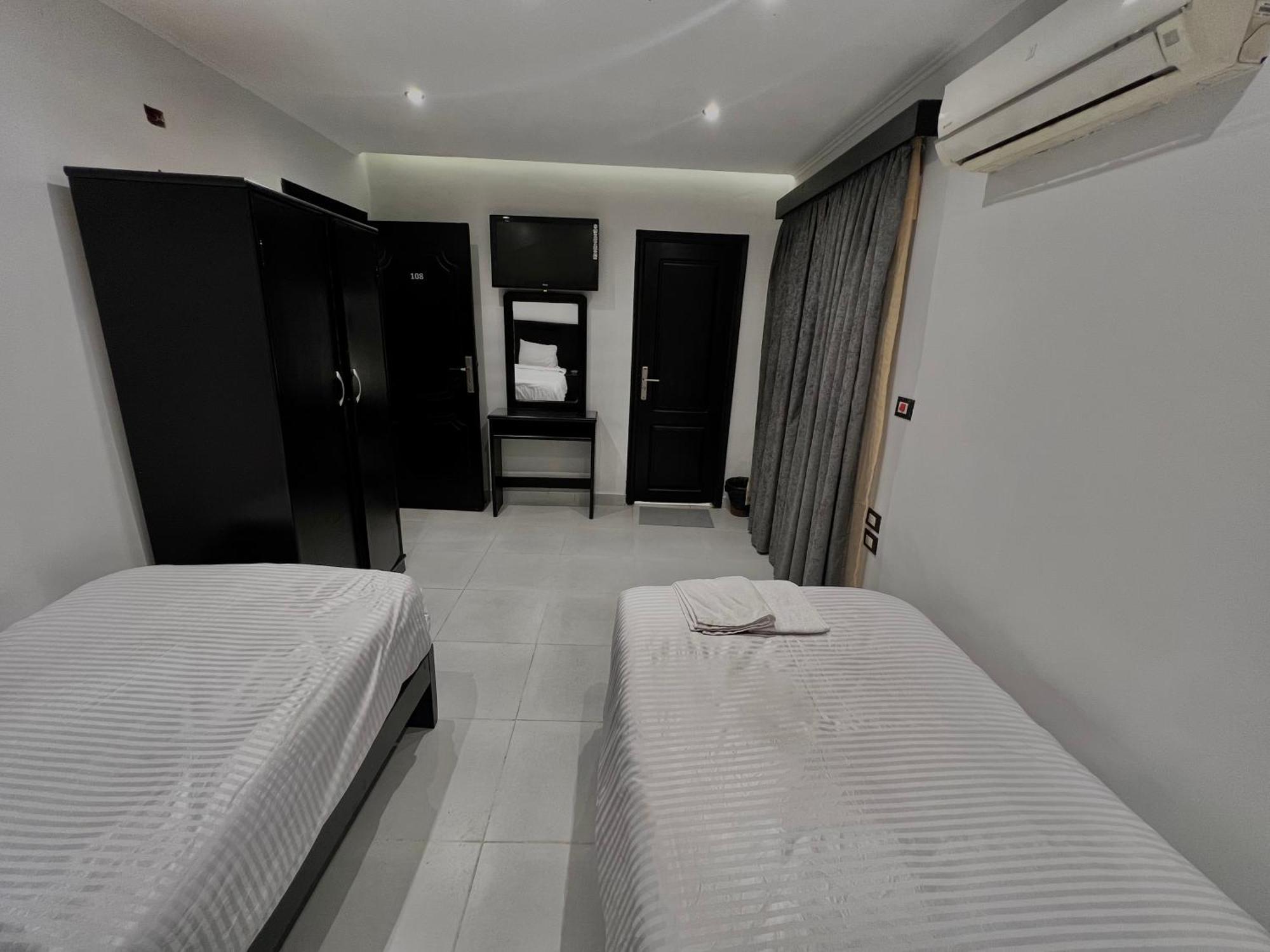 Helio Cairo Hotel Bagian luar foto